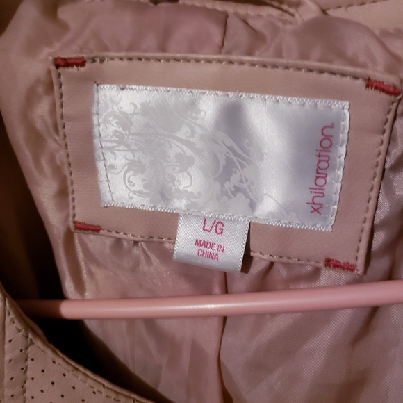 Pink jacket - Picture 3 of 3